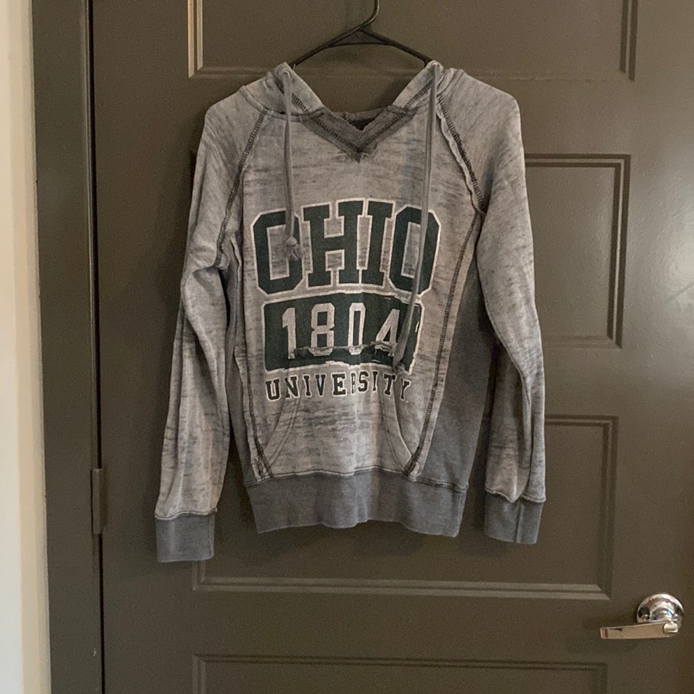 Women’s Ohio university hoodie bobcats